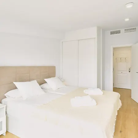 Atarazanas Penthouse By Lovely Rentals Málaga Buitenkant foto